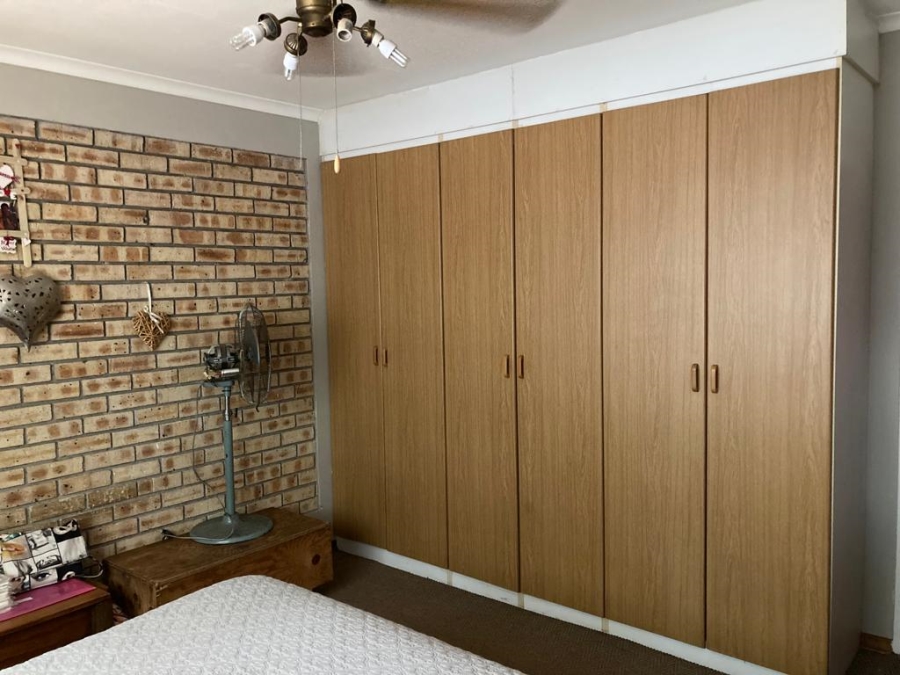 3 Bedroom Property for Sale in Oos Einde North West